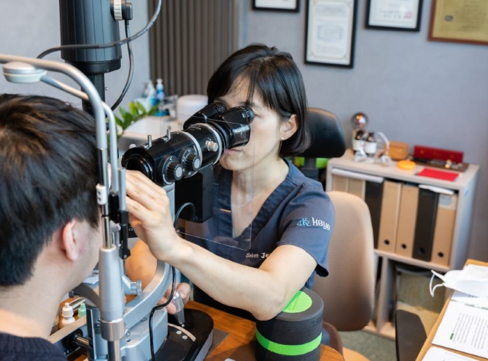 포도막염, 포도막염 증상, 포도막염 원인, 포도막염 검사, 치료