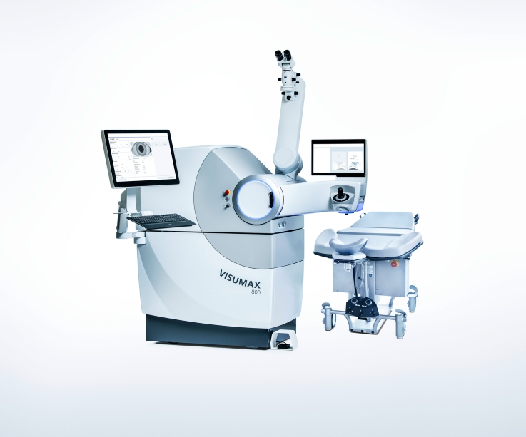 자이스(ZEISS)사의 최신형 비쥬맥스 800을 사용하는 카이안과의 스마일프로 시력교정 장비